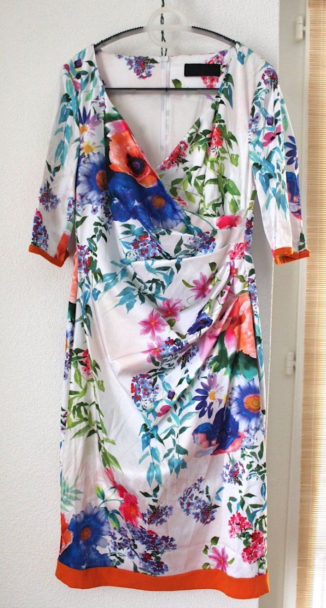 Vestiti: Kleid, Angeschrieben : Barbara Schwarzer, Gr. 40 – Usato da Locarno venduto da madame-tus-sauds