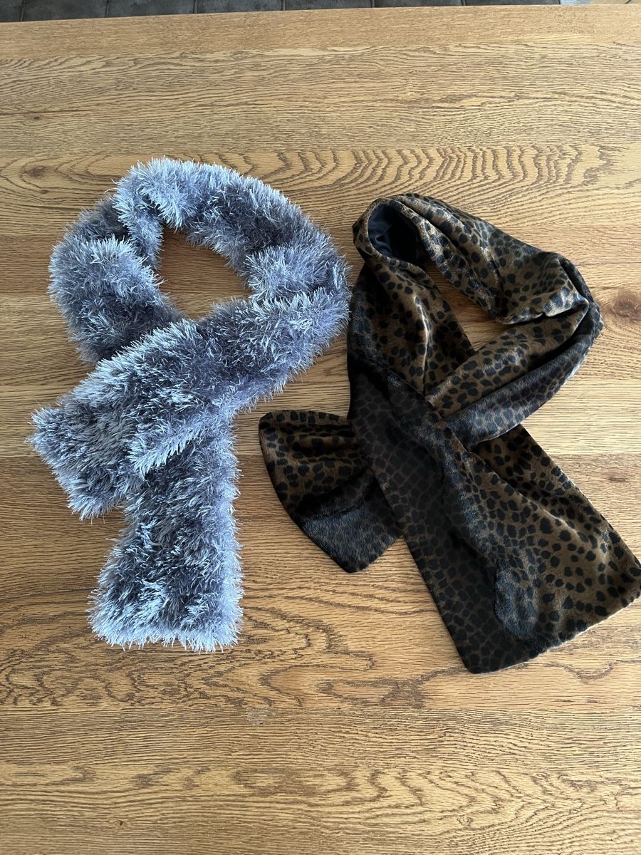 Foulards & écharpes: Halstücher  – Neuf (Voir description) à Schliern b. Köniz par medion3098 1