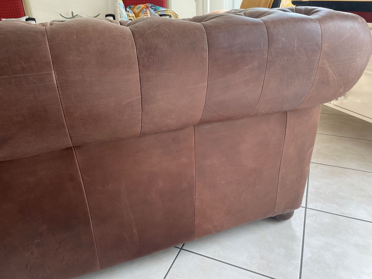 Chesterfield Sofas: Chesterfield Sofa braun. Echtleder. – D'occasion à Spiez par bap75 4