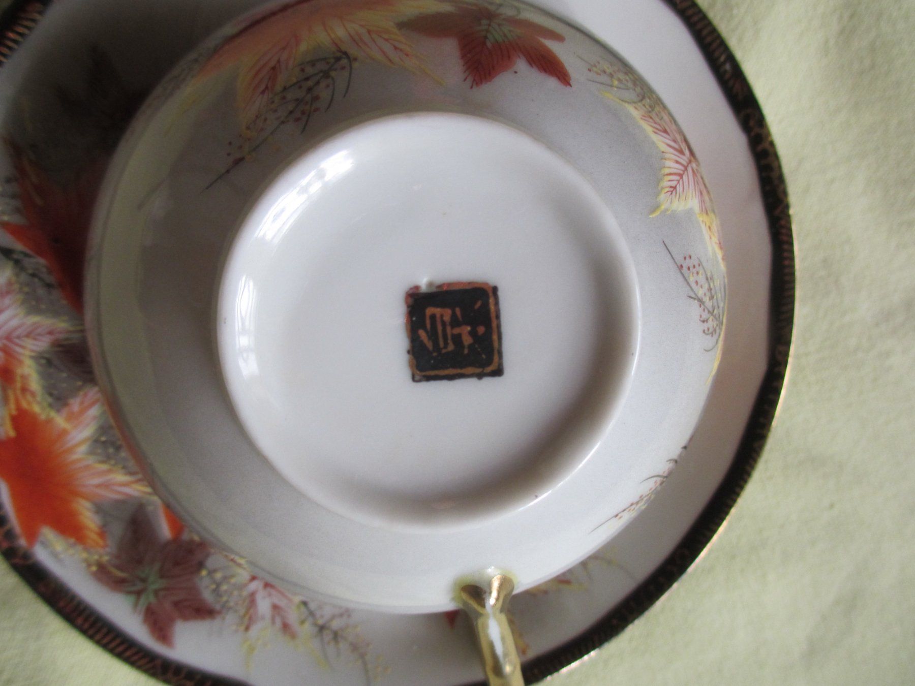 Tazze: Vintage Teetasse mit Unterteller – Usato da Herisau venduto da fan_h9qj 1