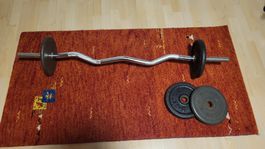 Curlhantelstange mit 4 Scheiben a 5Kg 