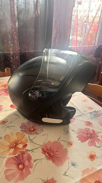 Caschi & visiere: Casque moto modulable AGV Compact St – Usato da meyrin venduto da irene014
