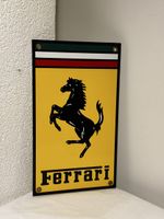 Ferrari Schild aus Blech