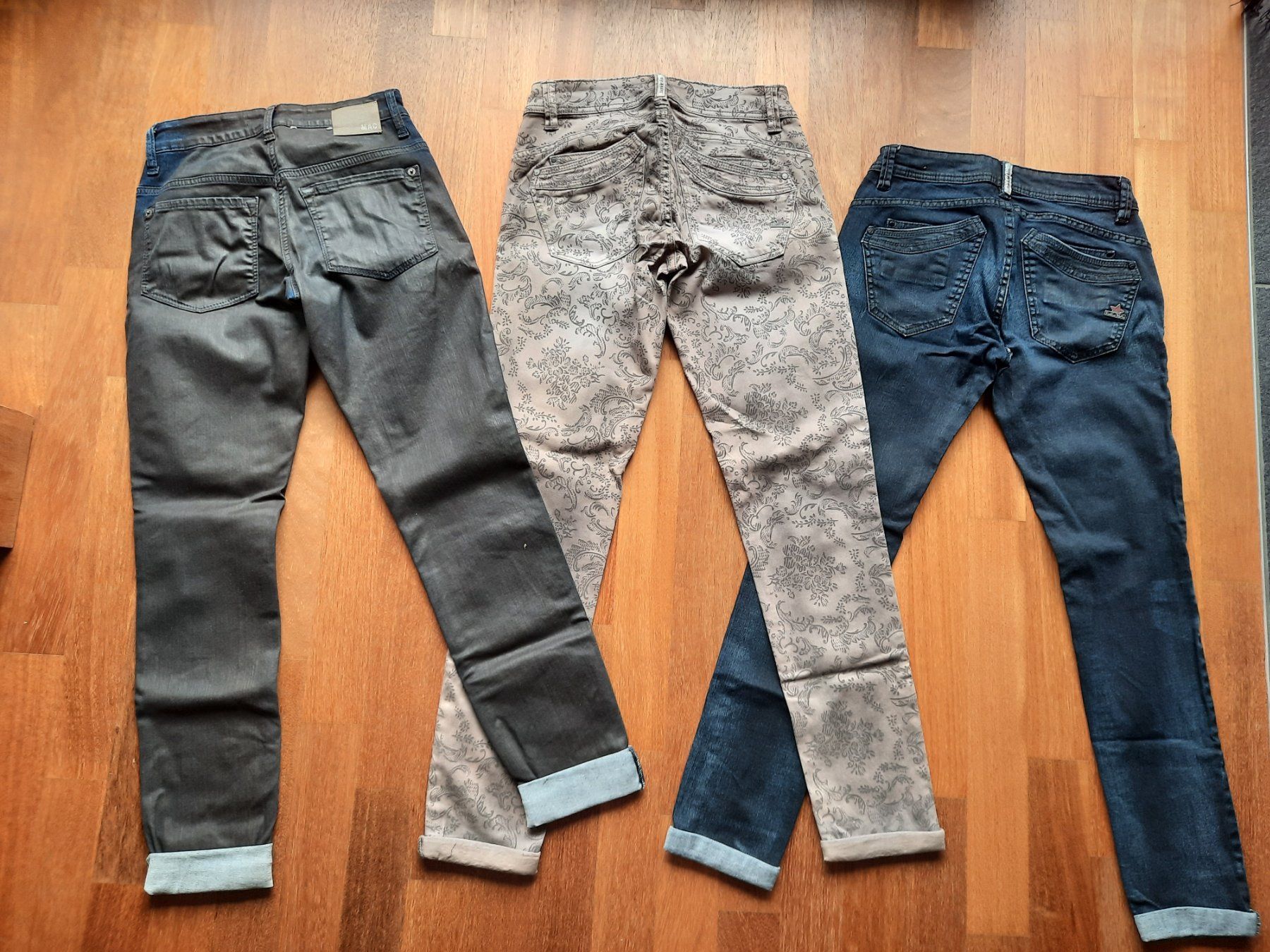Lotti di vestiti: 3 Damen Hose Gr.34 - ein Preis! – Nuovo (secondo la descrizione) da Buchs SG venduto da miska01 2