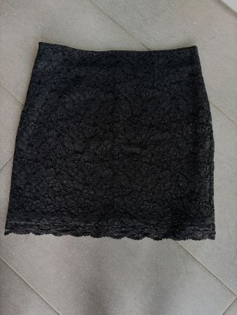 Black Lace Mini Skirt — Camaïeu | Size 40