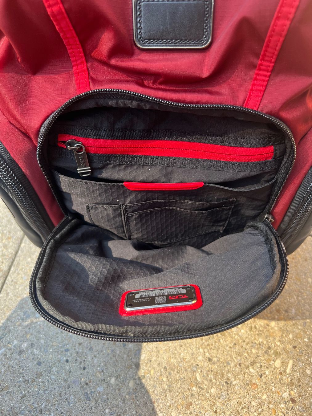 Tumi Valigie: TUMI Rollkoffer + TUMI Rucksack – Rot – Usato da Zürich venduto da lcohen1953 5