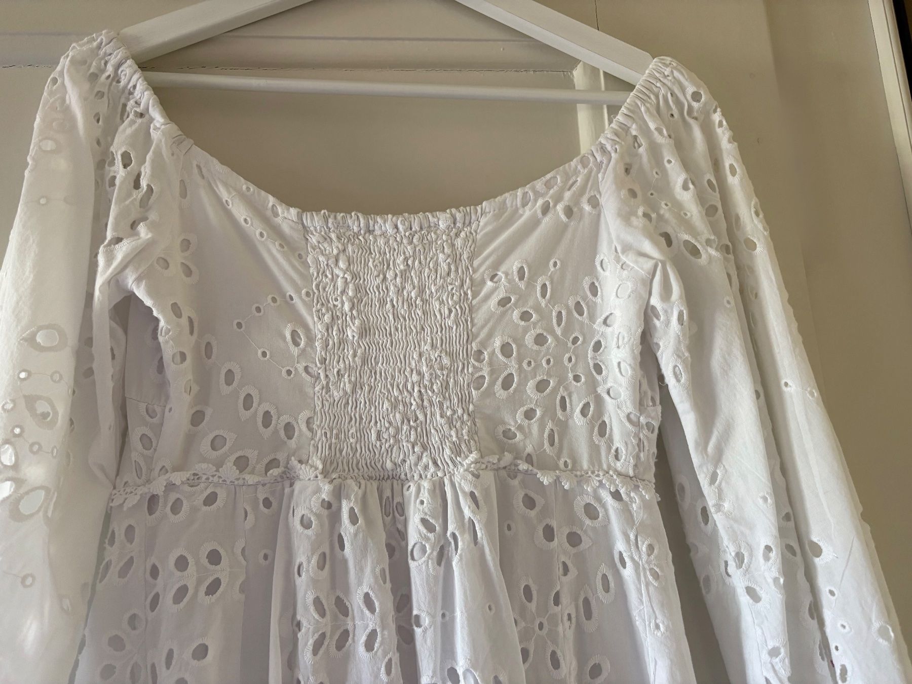 Guess Vestiti: ROMANTIC ROBE BLANCHE GUESS - TAILLE - SMAL - – Usato da Morges venduto da Bubblecut 2