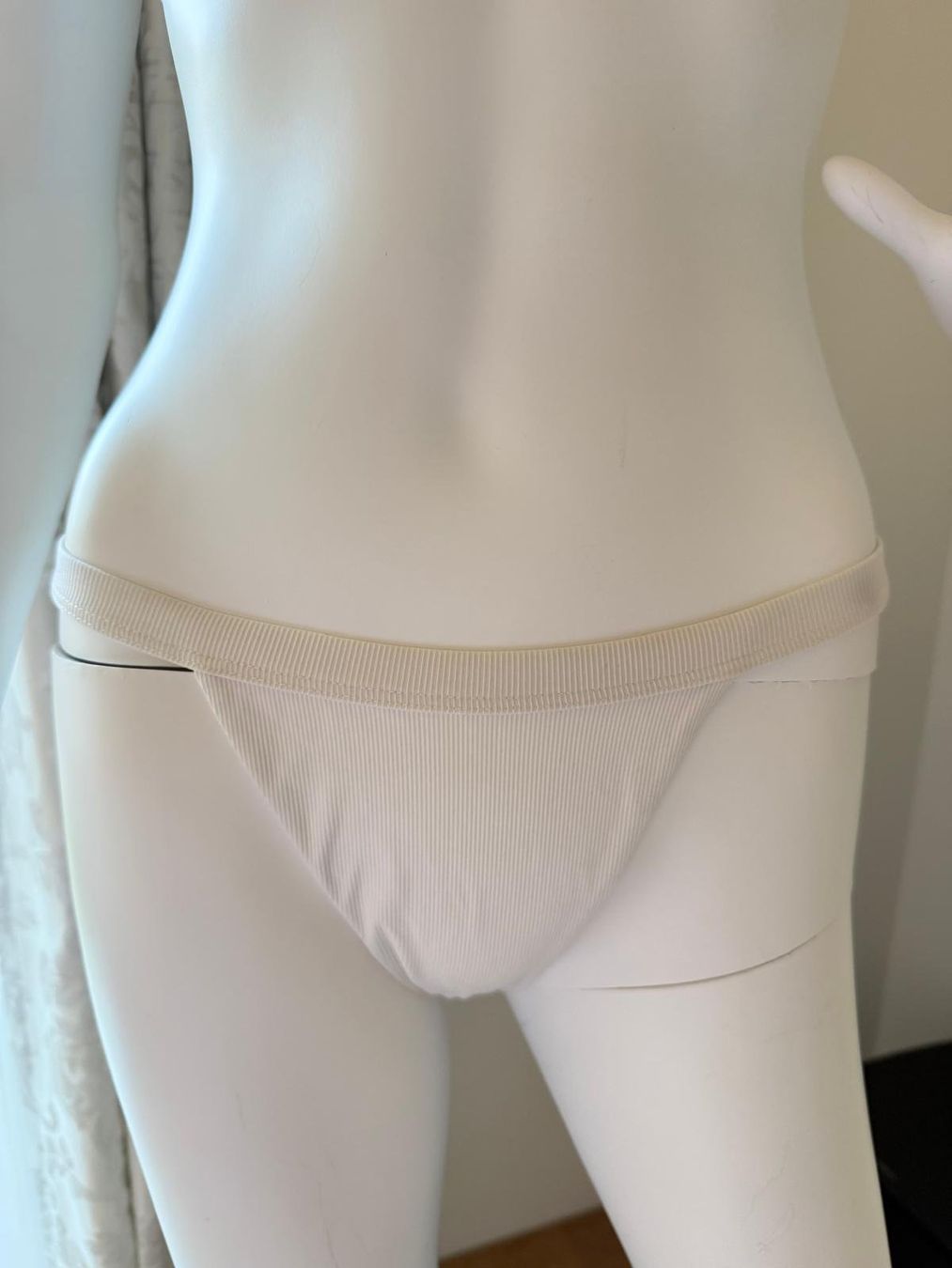 Costumi da bagno & Bikini: Monica Hansen, Bikini weiss, Gr.M/L – Usato da Oberarth venduto da SSS. 3