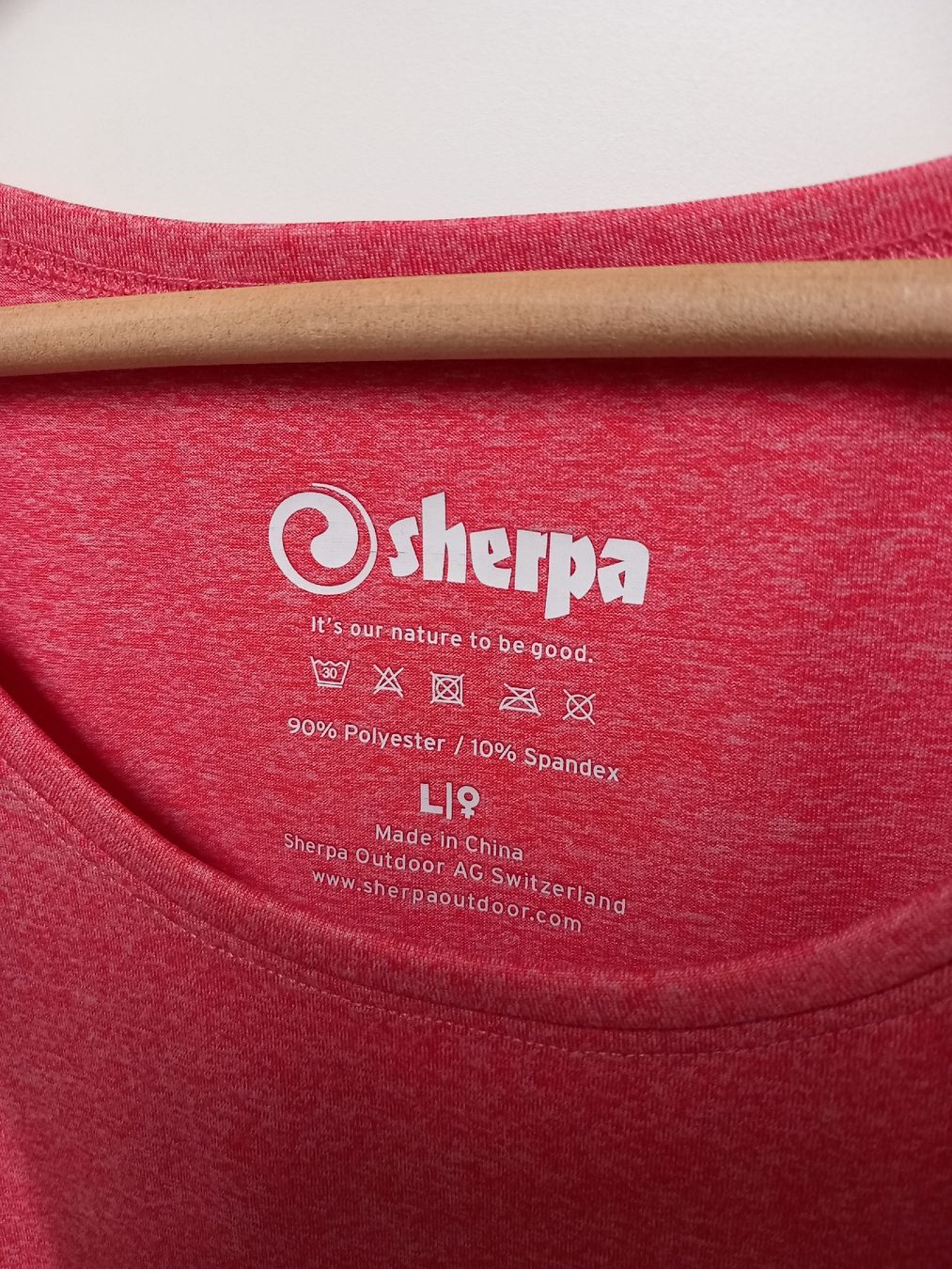 Top: Sherpa Top Gr.L koralle – Usato da Gwatt (Thun) venduto da umwelt-brocki 1