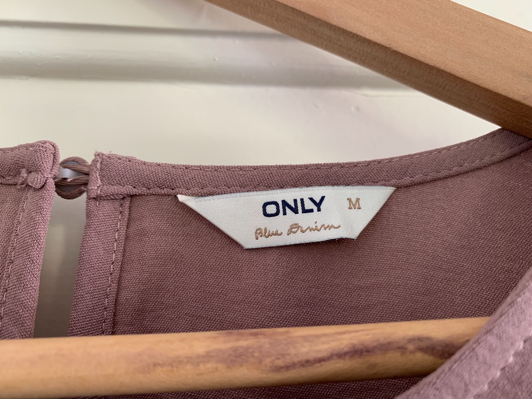 Only Camicette: 2x Blusen / leichte Tops, ONLY, Gr. M - Neu – Usato da Bern venduto da demalla 4