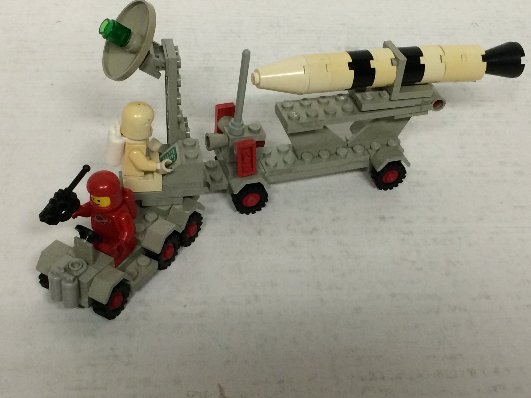Lego Space 6881 – Lunar Rocket Launcher, Série Classic, Complet Avec Notice