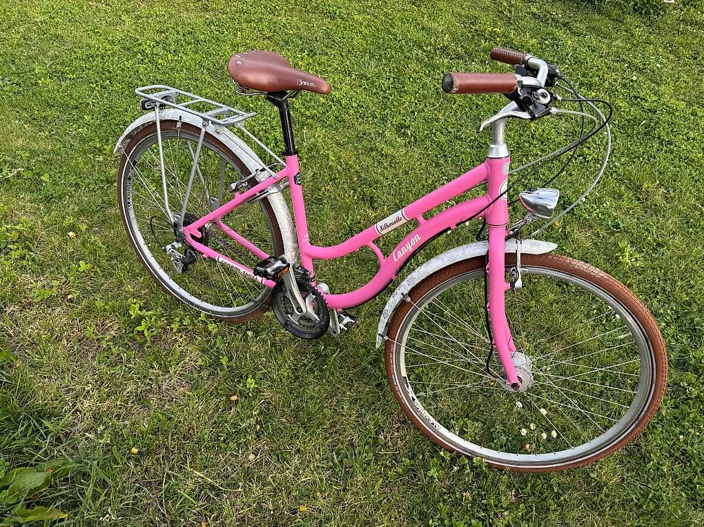 Canyon Vélos: Vélo ville dame révisé taille S – D'occasion à Aigle par blizzard007 1