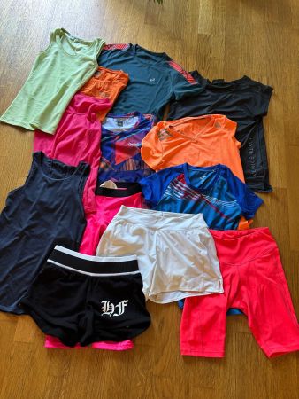 Sport-Kleiderpaket