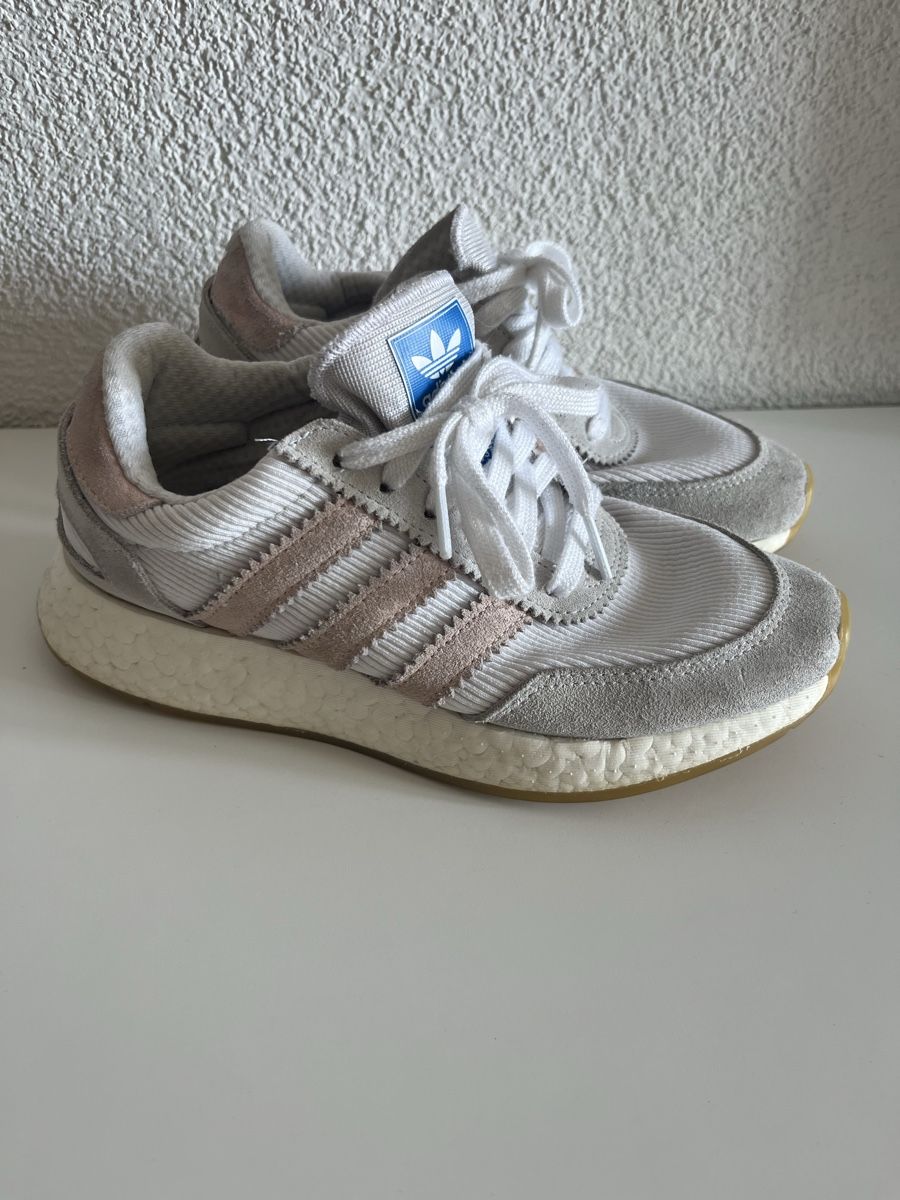 Adidas Damenschuhe: Adidas Sneaker Iniki Grösse 36 – Gebraucht aus Frauenfeld von heyLani