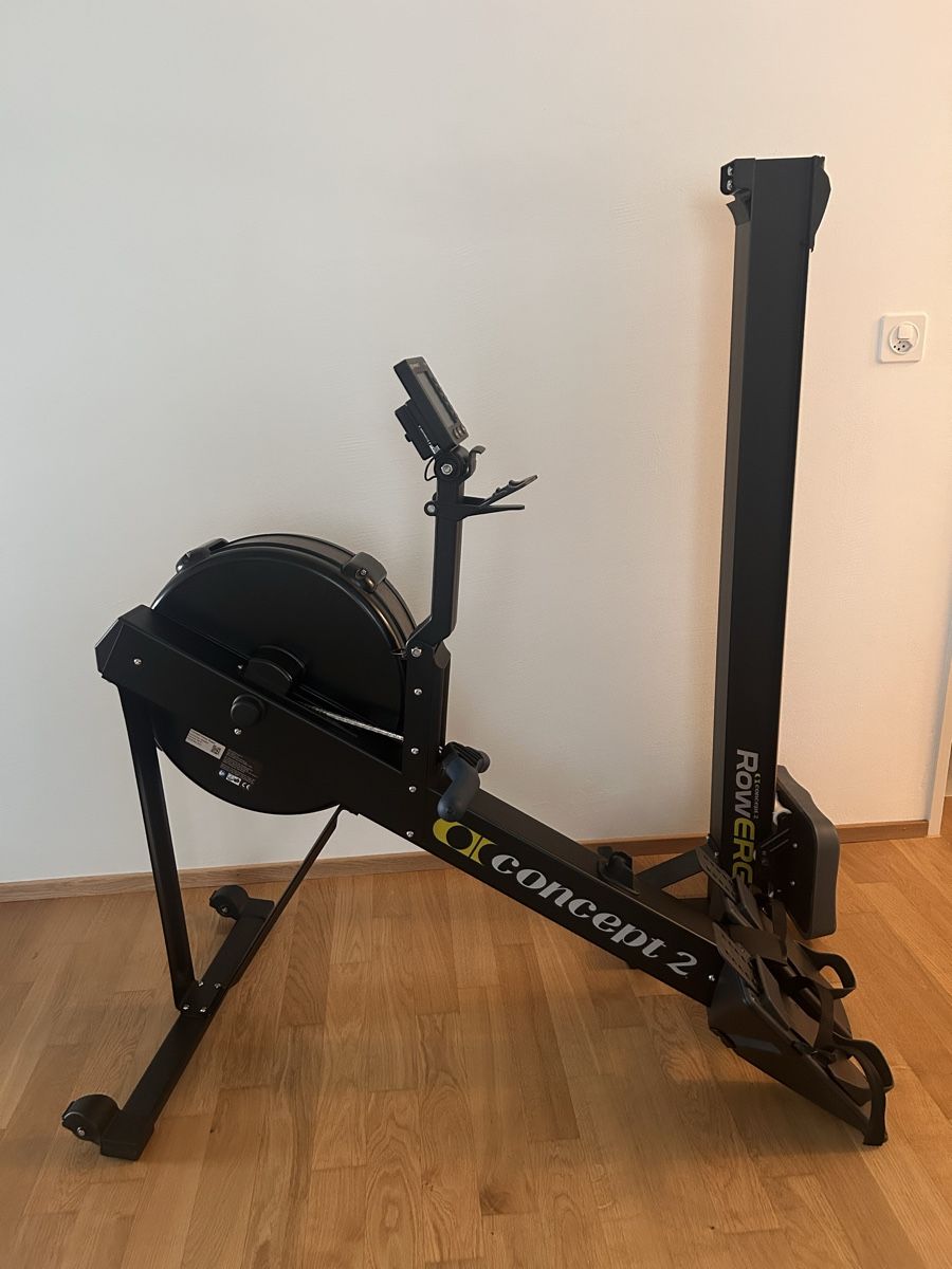 Concept 2 Vélos d'appartement: Rudergerät concept 2 PM5 – D'occasion à Horw par ire_xsj6 1