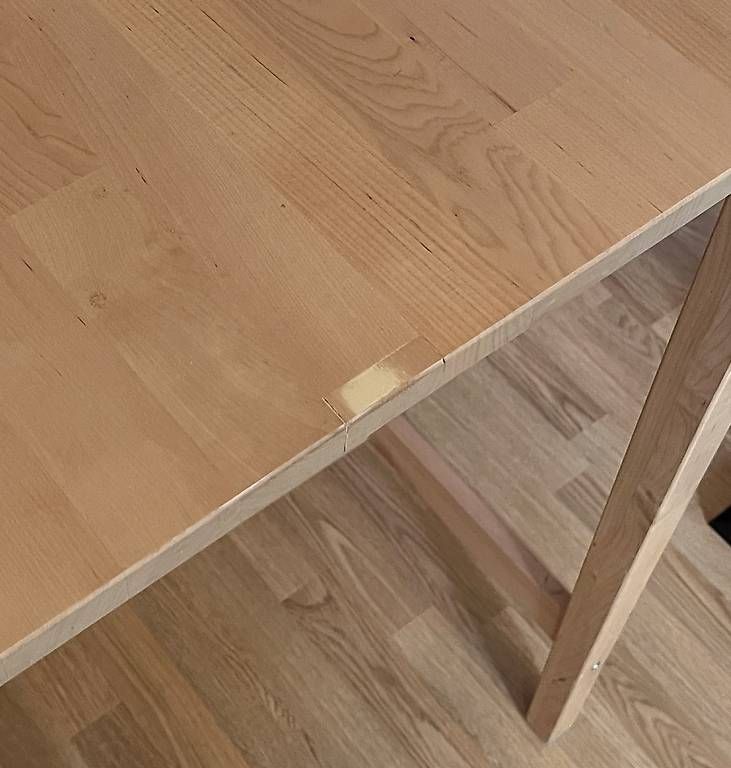 Tavoli: Tisch – Usato da Urdorf venduto da EugenS03 1