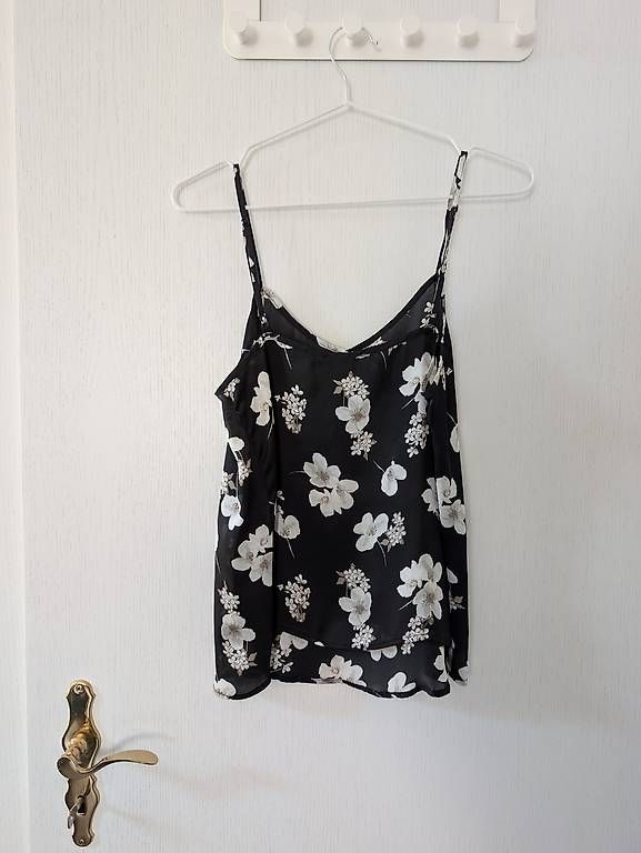 Camicette: Geblumte Bluse S – Usato da Erschwil venduto da andora00 1