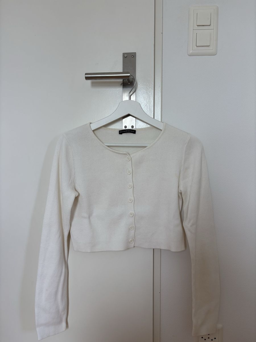 Brandy Melville Maglioni & Felpe: Cardigan von Brandy Melville – Nuovo (secondo la descrizione) da Müllheim Dorf venduto da Lavwy
