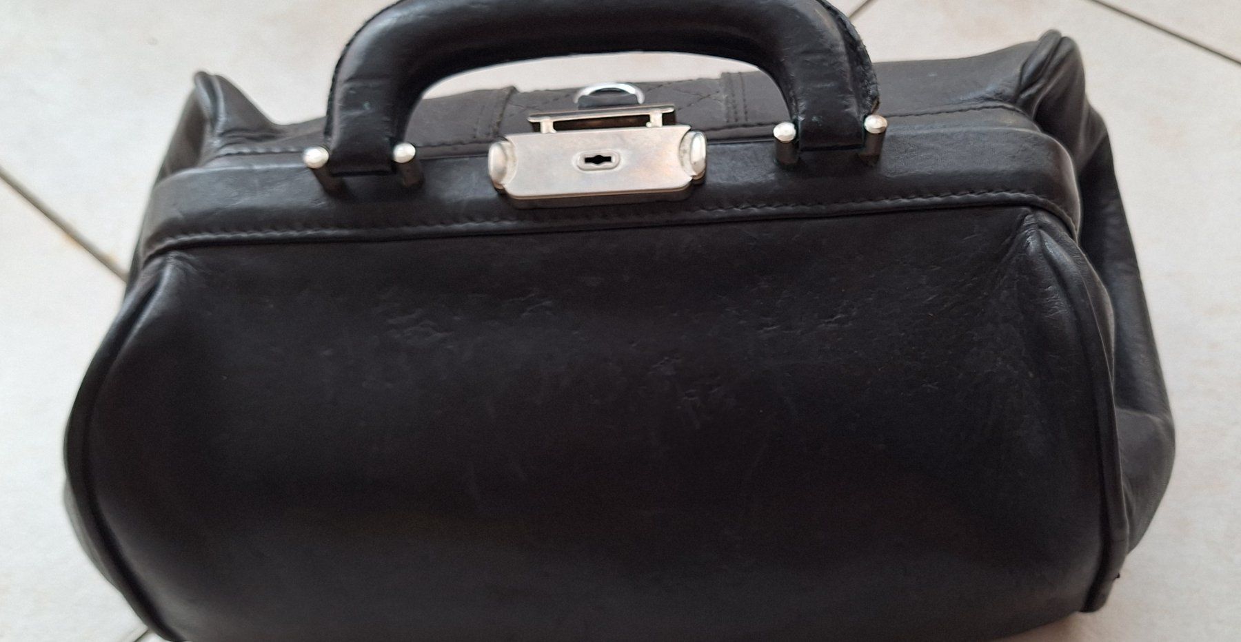 Taschen für Damen: Sac en cuir Vintage – Gebraucht aus St-Triphon von Jldr0 2