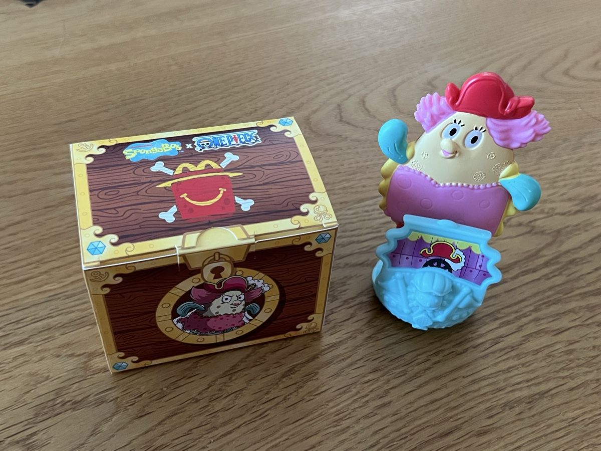Mc Donald's Figurines: SpongeBob One Piece Schatzkiste Figur – Neuf avec emballage d'origine à Neuenegg par mocbricks