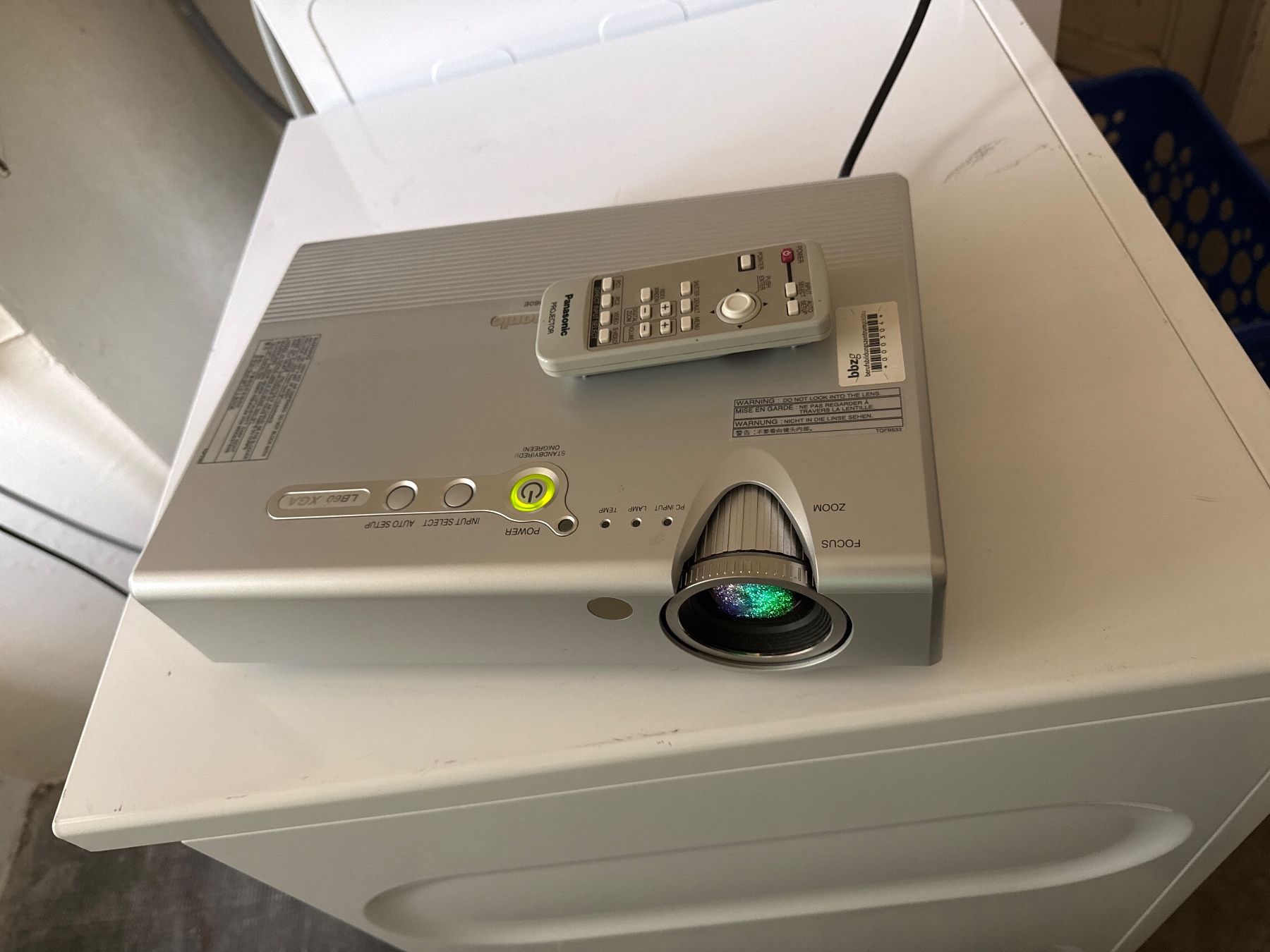Panasonic Proiettori: Vidéo projecteur Panasonic – Usato da St imier venduto da sav_bjf9 2