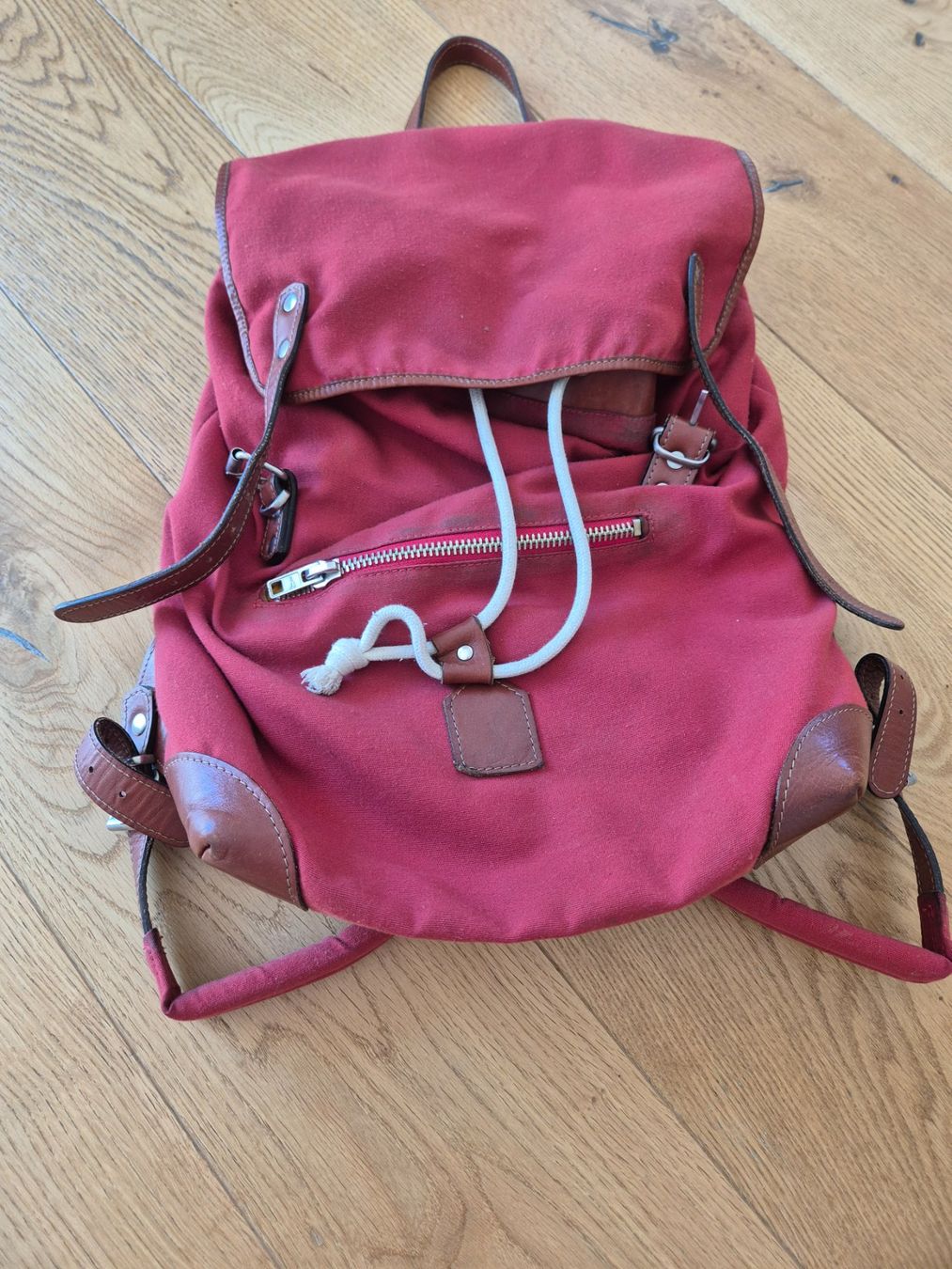 Zaini: Roter Rucksack Canvas & Leder Vintage – Usato da Mollis venduto da Kekie