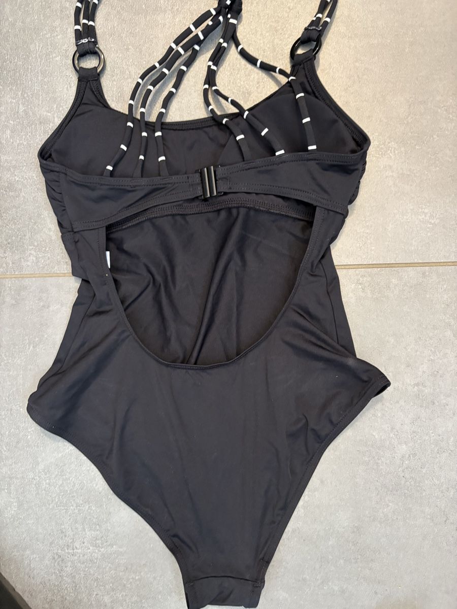 Esprit Badekleider & Bikinis: Badeanzug Esprit schwarz Grösse 34 neuwertig – Neu (gemäss Beschreibung) aus Dulliken von gab_jdr2 1