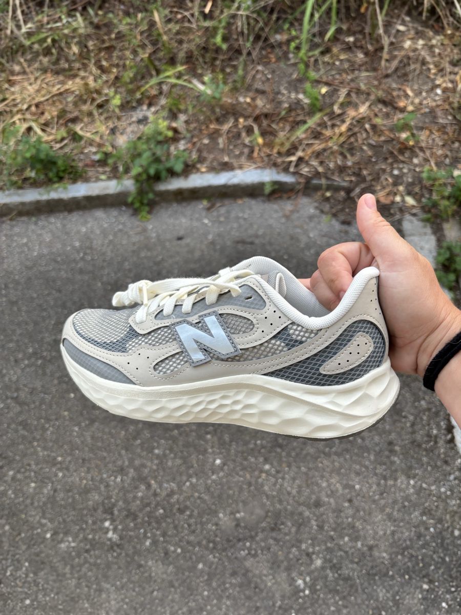 Chaussures femmes: New Balance Arishi V4  – D'occasion à Hinwil par Franzisk08