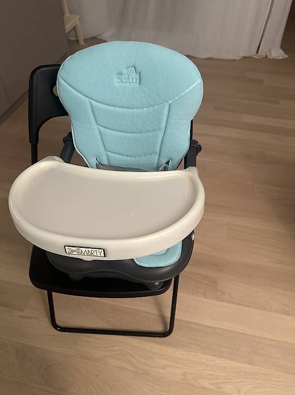Seggioloni: Smarty Sitzerhöhung / Hochstuhl mit Tablett – Usato da Zürich venduto da agn_p2v8