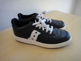 Saucony Sneaker aus Leder Gr. 38 Top Zustand!