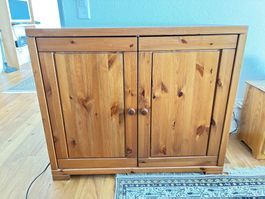 Schönes Holzbuffet / Sideboard, Top Zustand!