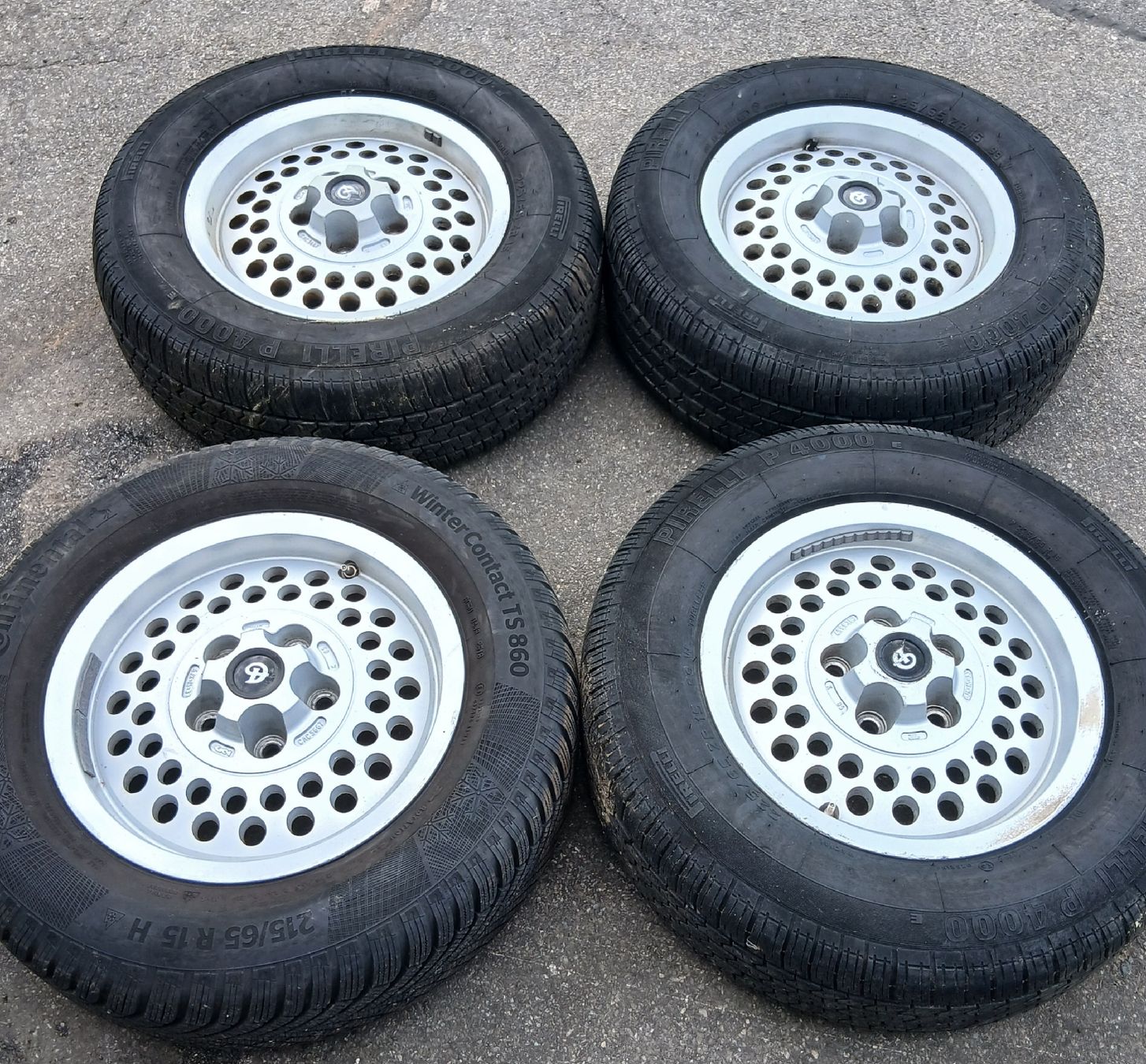 Pneumatici & Ruote complete: Roues Daimler Double Six (serie 3) – Usato da la heutte venduto da Auto-stock