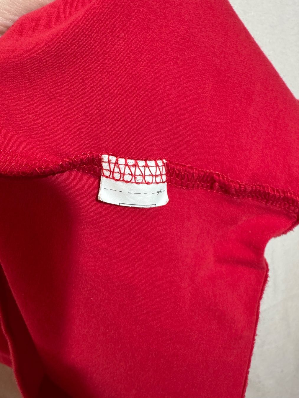 Top: Schönes rotes Basic Top von F&F Gr. 36 – Usato da Grosswangen venduto da second_hand_dress 5