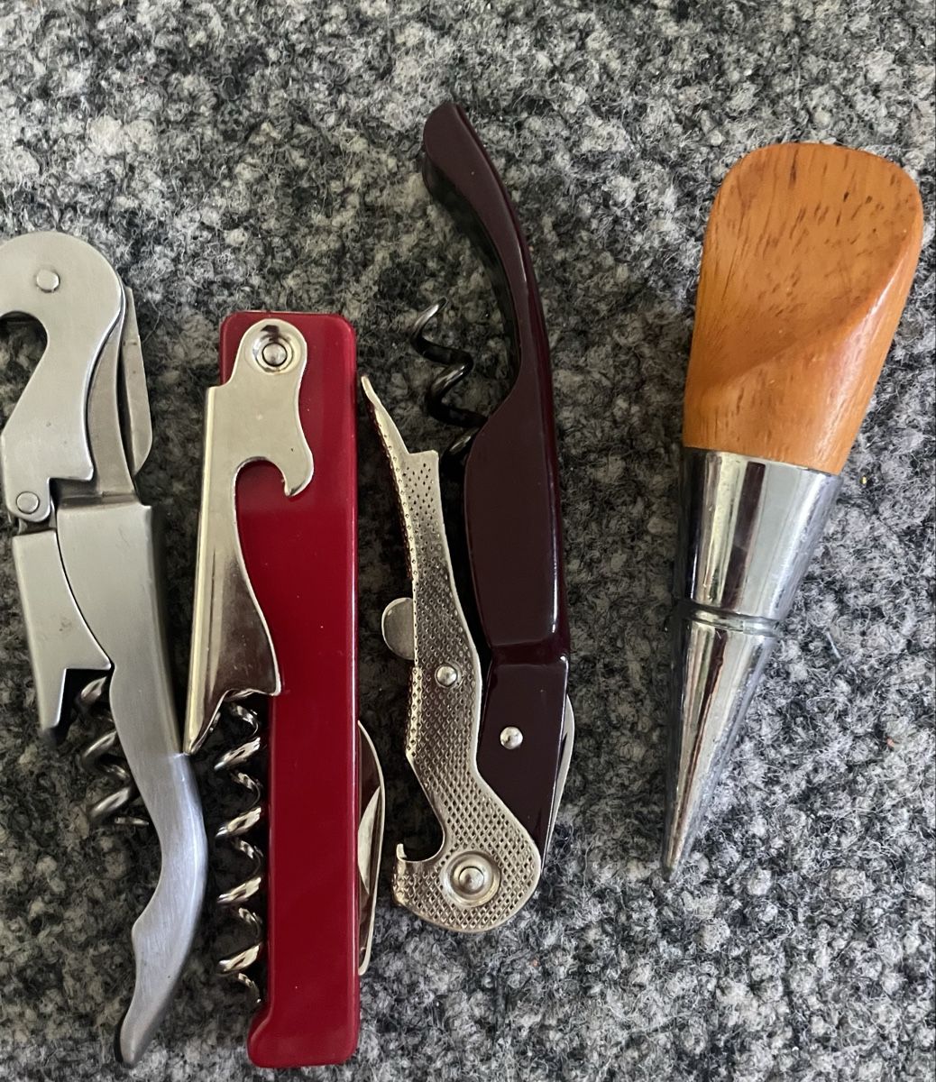 Elettrodomestici da cucina: Weinöffner Kellnermesser Flaschenöffner Konvolut neuwertig – Nuovo (secondo la descrizione) da Au ZH venduto da Jaggy4 1