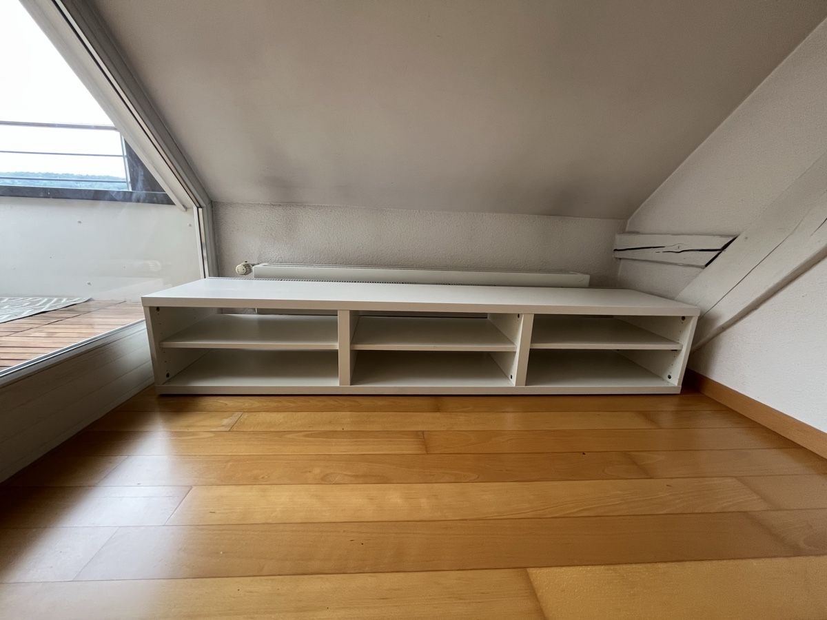 Ikea Mobili TV: Tv Möbel, guter Zustand – Usato da Baden venduto da kabu77 3