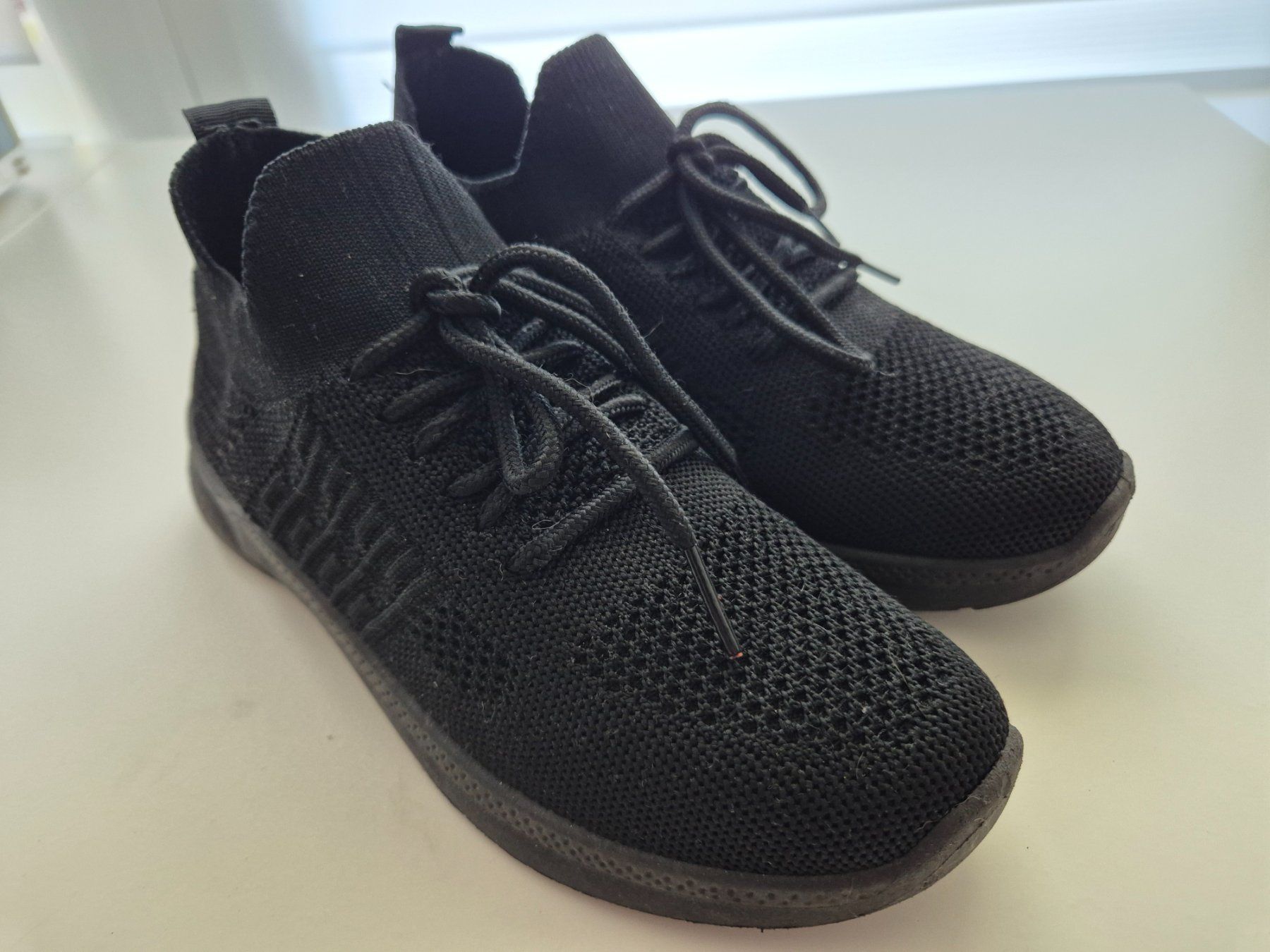 Damenschuhe: Leichte Sommer Sneaker Schuhe Gr. 36 Schwarz – Gebraucht aus Zürich von pau_y8mv 5