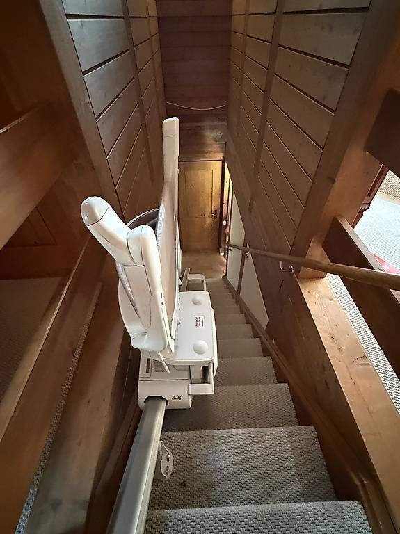 Scale: Sitzlift, Treppenlift – Usato da Gockhausen venduto da Frauholle 1