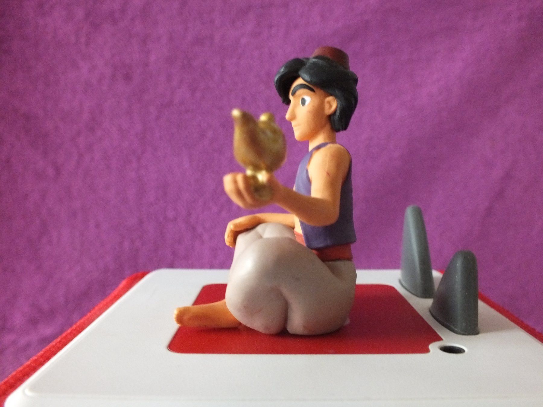 Tonies Spielzeuge: Tonie Box Figur - Disney Aladdin – Gebraucht aus Müllheim Dorf von Seeeule01 2