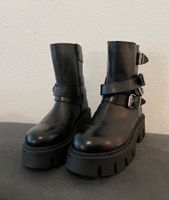 Leder Stiefel schwarz mit Schnallen