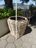 DRYPOT RATTAN BLUMENTOPF GROSS MIT PLASTIKINNENTOPF - NEU