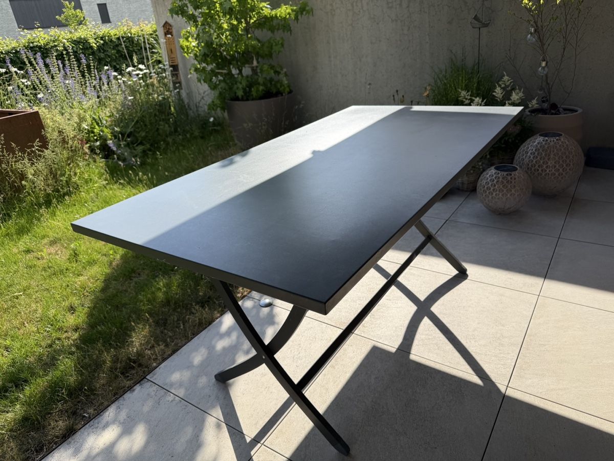 Tavoli: Moderner Gartentisch Metall Anthrazit – Usato da Schenkon venduto da WEANDY