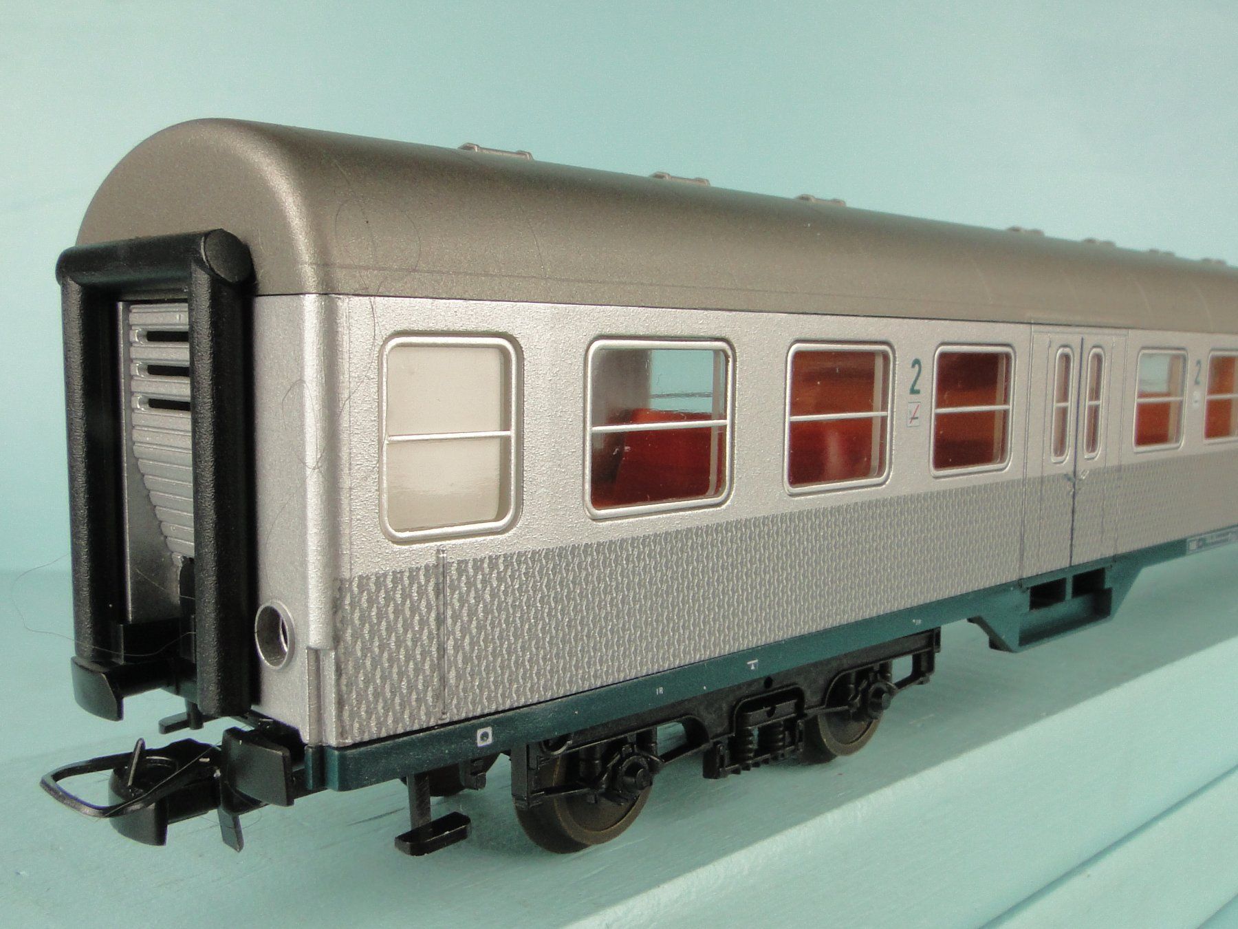 Lima Modelleisenbahnen: Lima 309579 SILBERLING 2 Klasse, 1/87 – Gebraucht aus Bülach von cann11 1