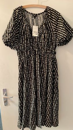 Sommerliches C&A Kleid 42 schwarz weiss