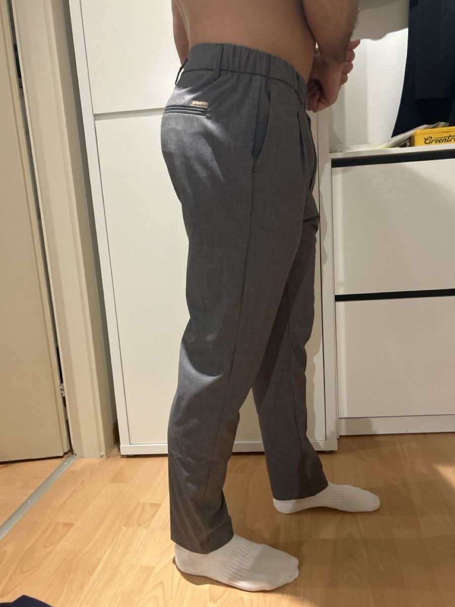 Pantaloni: Grey Trousers – Nuovo (secondo la descrizione) da Zürich venduto da pil_9sh9 1