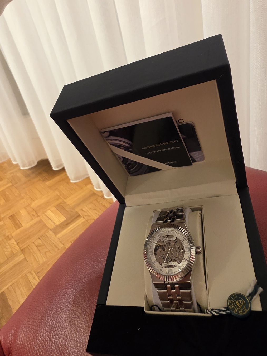 Montres: montre – Neuf avec emballage d'origine à Villeneuve VD par jet_xry5 3