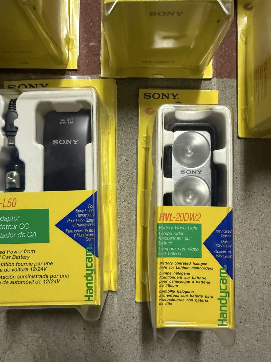 Sony Fotocamera: Sony Zubehör – Usato da Allschwil venduto da vjl_7p6r 6