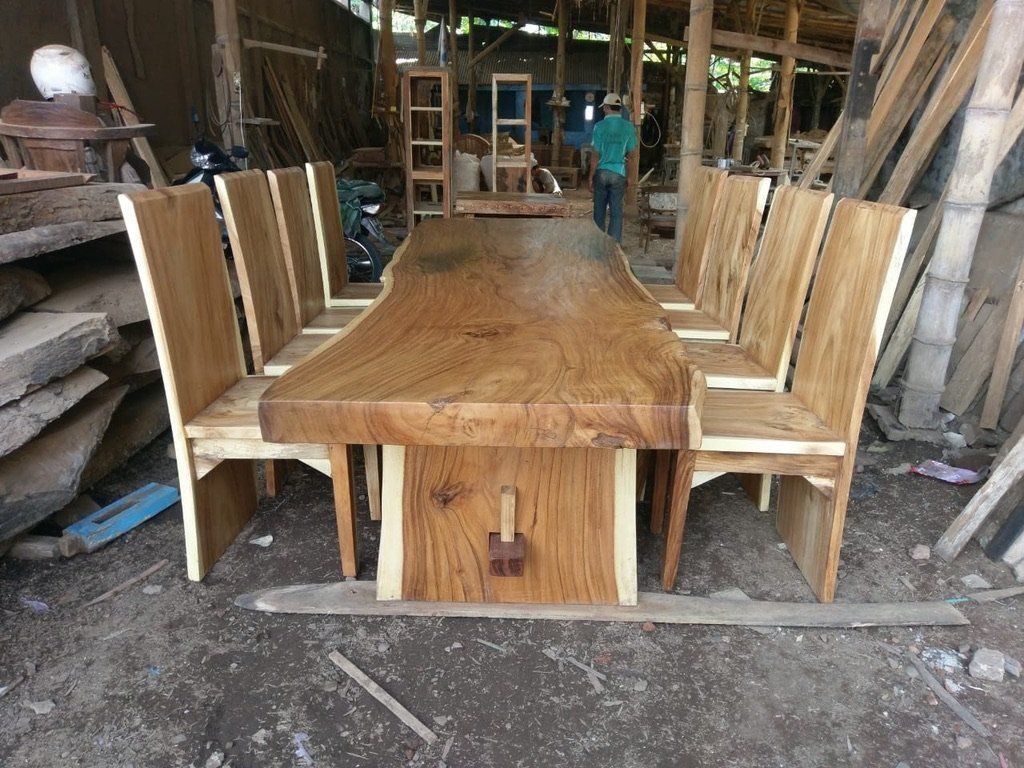 Set di tavolo e panche: Garnitur Sitzgruppe Tisch Stuhl Baumscheibentisch Suar Holz – Nuovo e nell'imballaggio originale da Daisendorf venduto da Wohn-Kult