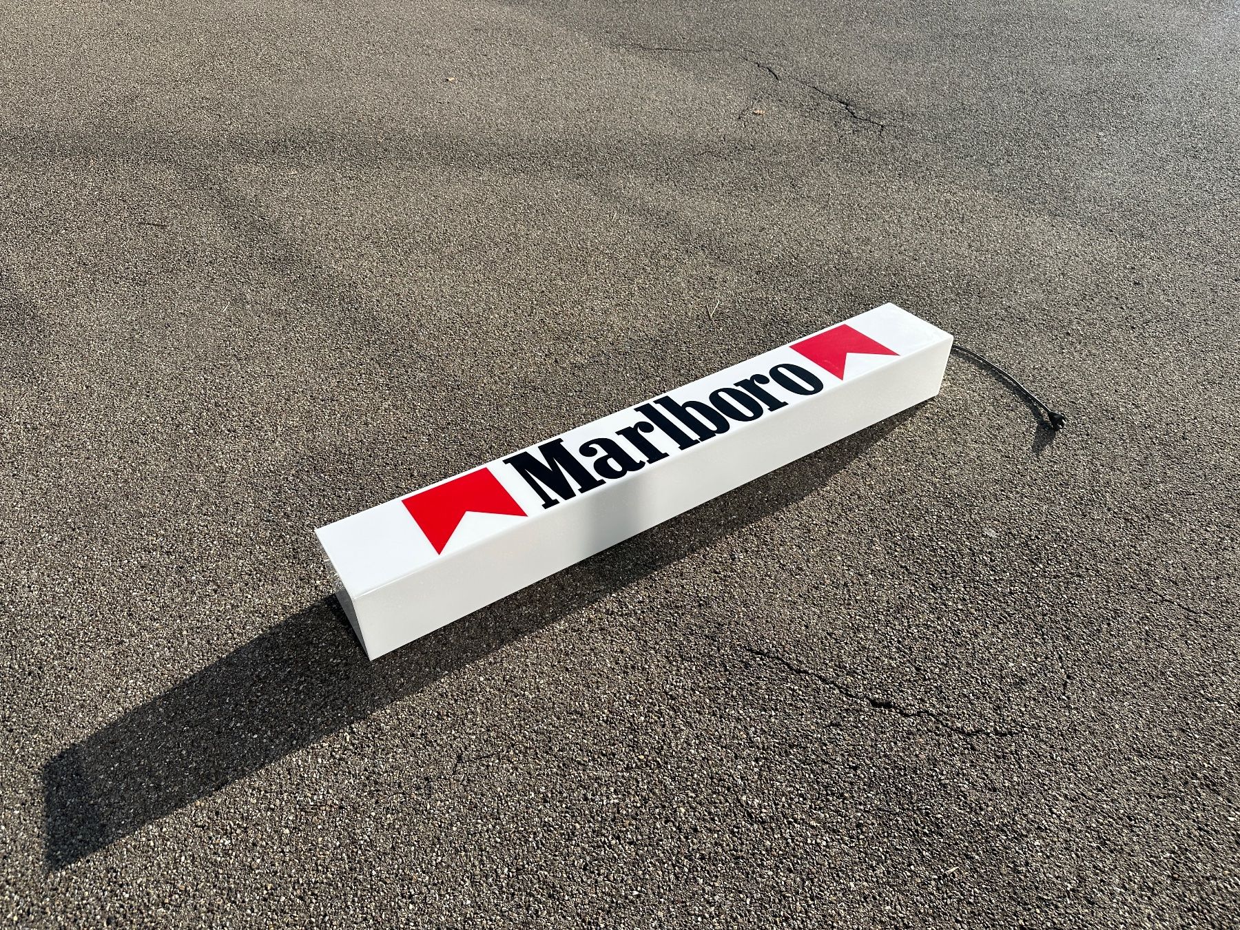 Lampade: grosse Marlboro Leuchtreklame – Usato da Zürich venduto da frauflufelberg 3