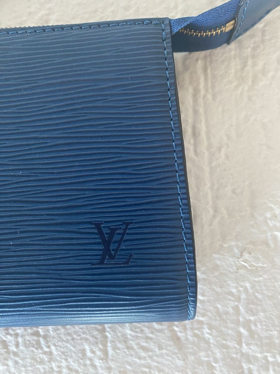 Louis Vuitton Borse da donna: Louis Vuitton epi Pochette neuwerig – Nuovo (secondo la descrizione) da Luzern venduto da sybisy 2