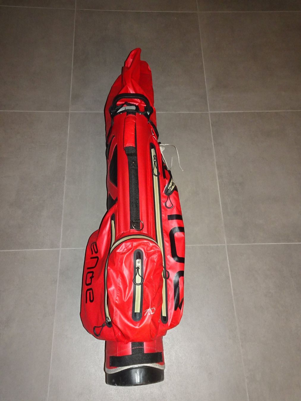 Taschen: Golfbag Big Max Aqua Ocean rot gebraucht – Gebraucht aus Bassersdorf von Brilliance